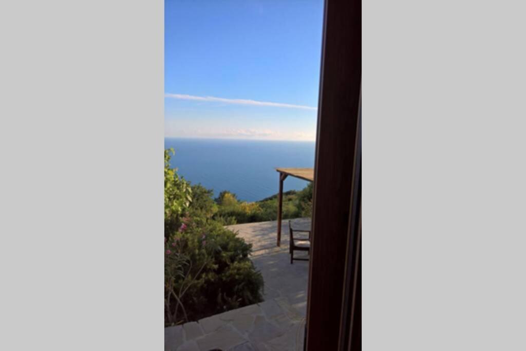 Pietra Fiorita Cottage Pisciotta Buitenkant foto